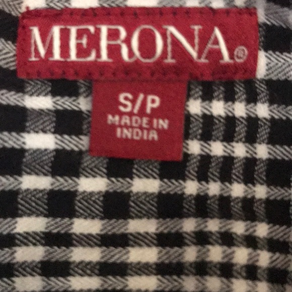 Plaid black and white Top - Picture 3 of 3